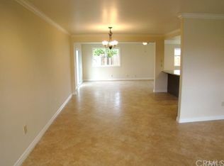 565 Meadow Ln, Pomona, CA 91767