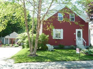 12 Florence St, Rockland, ME 04841