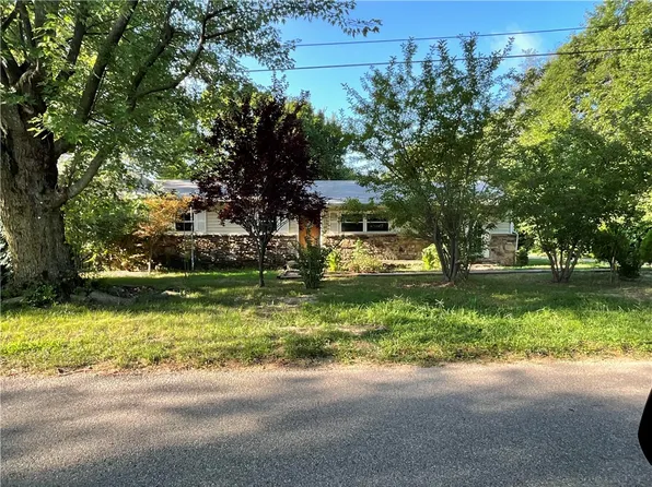 6245 Dearing Rd, Springdale, AR 72762