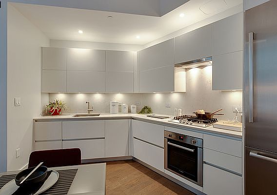 3rd image of 222 E 44th St #15M