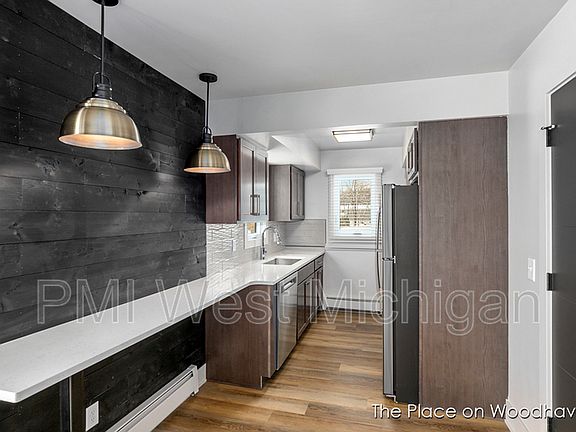 5th image of 8438 Woodhaven Dr SW