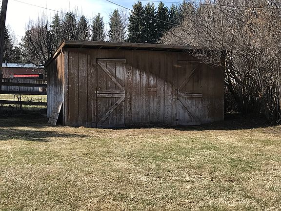 3rd image of 2105 S Sabin Dr