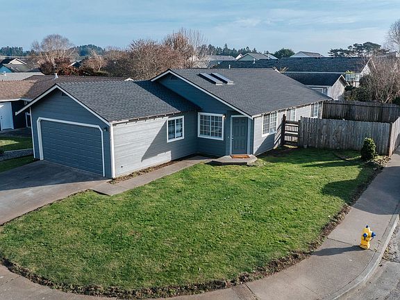 2nd image of 1210 Ian Ln