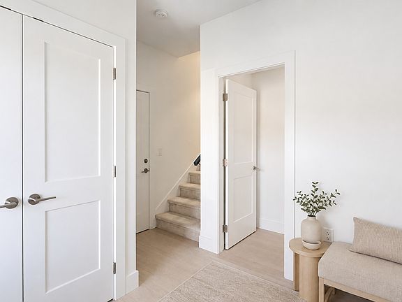 3rd image of 235 Taylor Rd #7