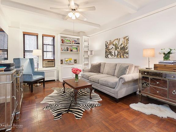 5th image of 18 W 70th St APT 5F