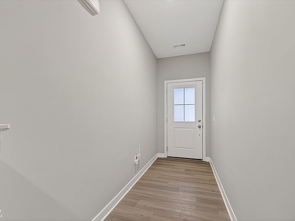 2nd image of 1245 Newton St
