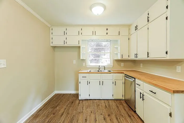 408 Sunhill Rd NW — Photo 14