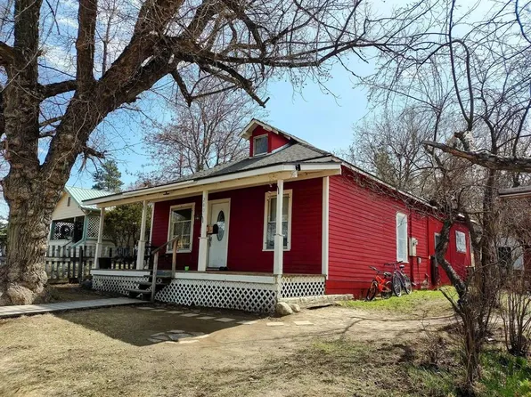 240 6th St E, Eureka, MT 59917