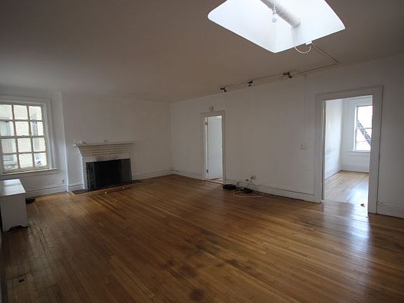 2nd image of 29 5th Ave APT 7E