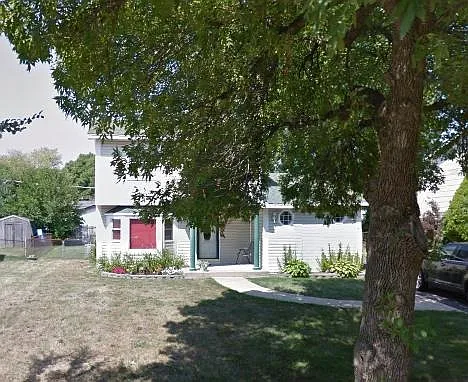 137 Monterey Dr photo 1
