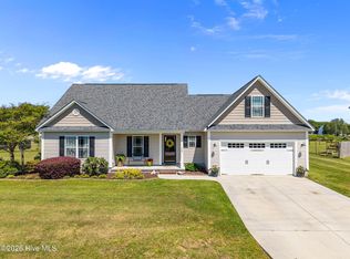 108 High Cottage Lane, Richlands, NC 28574