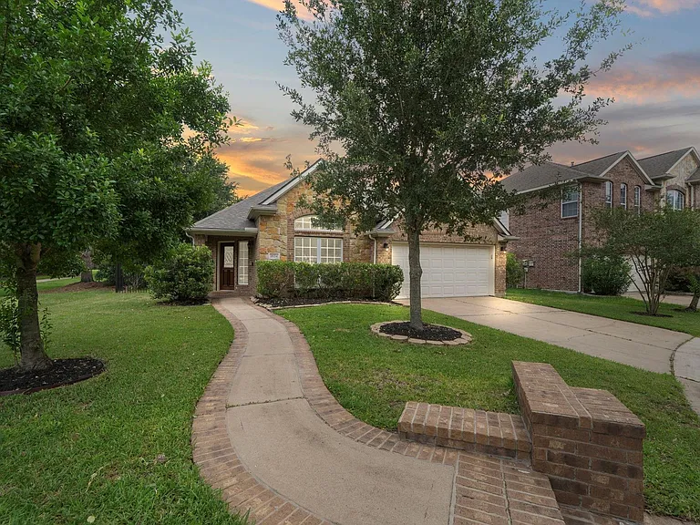 18154 Williams Elm Dr — Photo 1