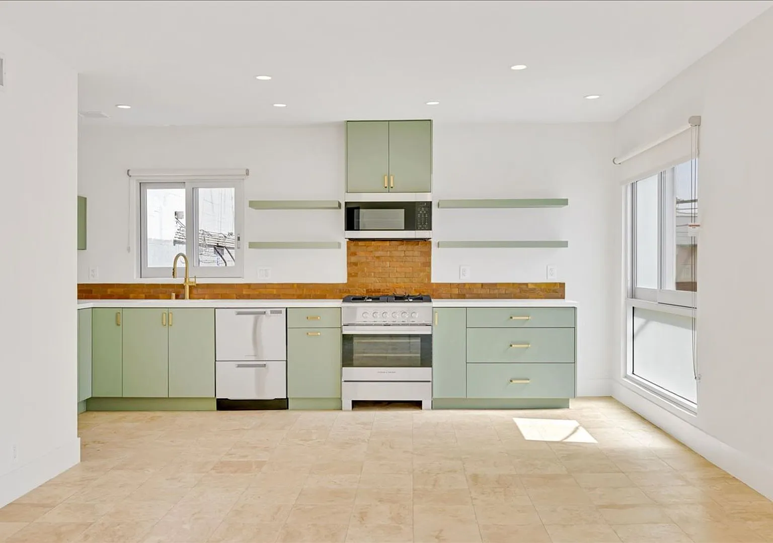 Welcome To The Hamilton | Luxury Apartment Homes | Beverly Hills — Photo 1