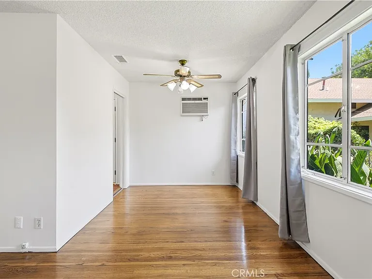 4450 Matilija Ave — Photo 11