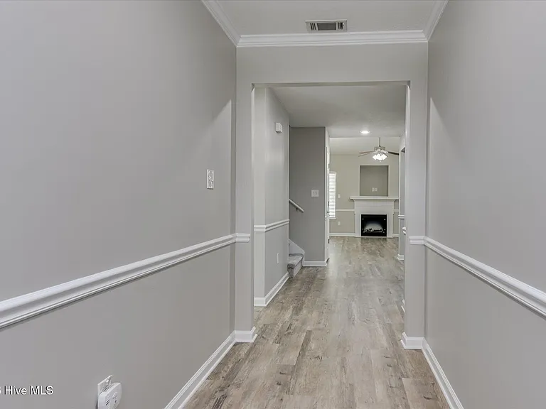 7604 Pleasantville Way — Photo 5