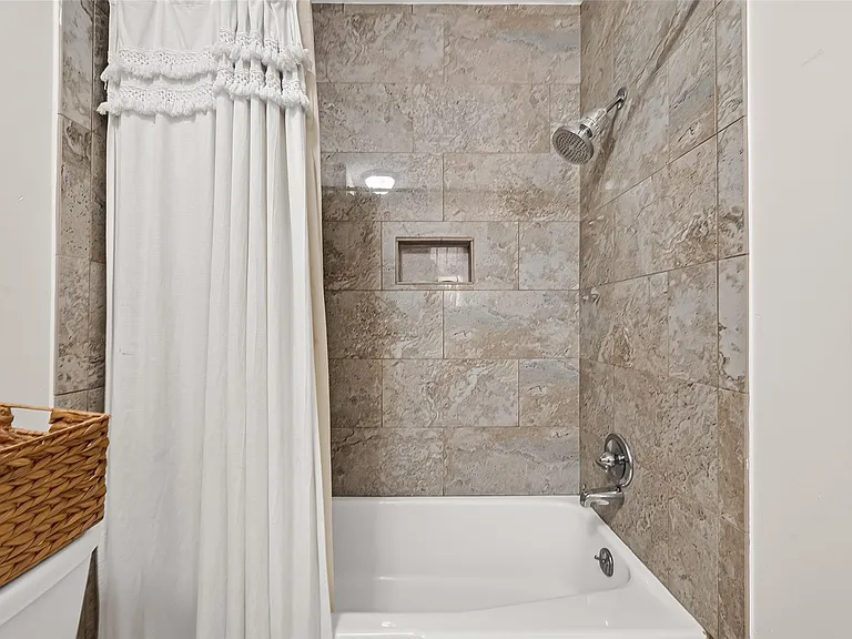 8831 Sandstone St — Photo 22