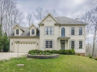 2222 Hazelton Etna Rd SW, Pataskala, OH 43062