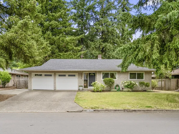17970 SW Cheyenne Way, Tualatin, OR 97062