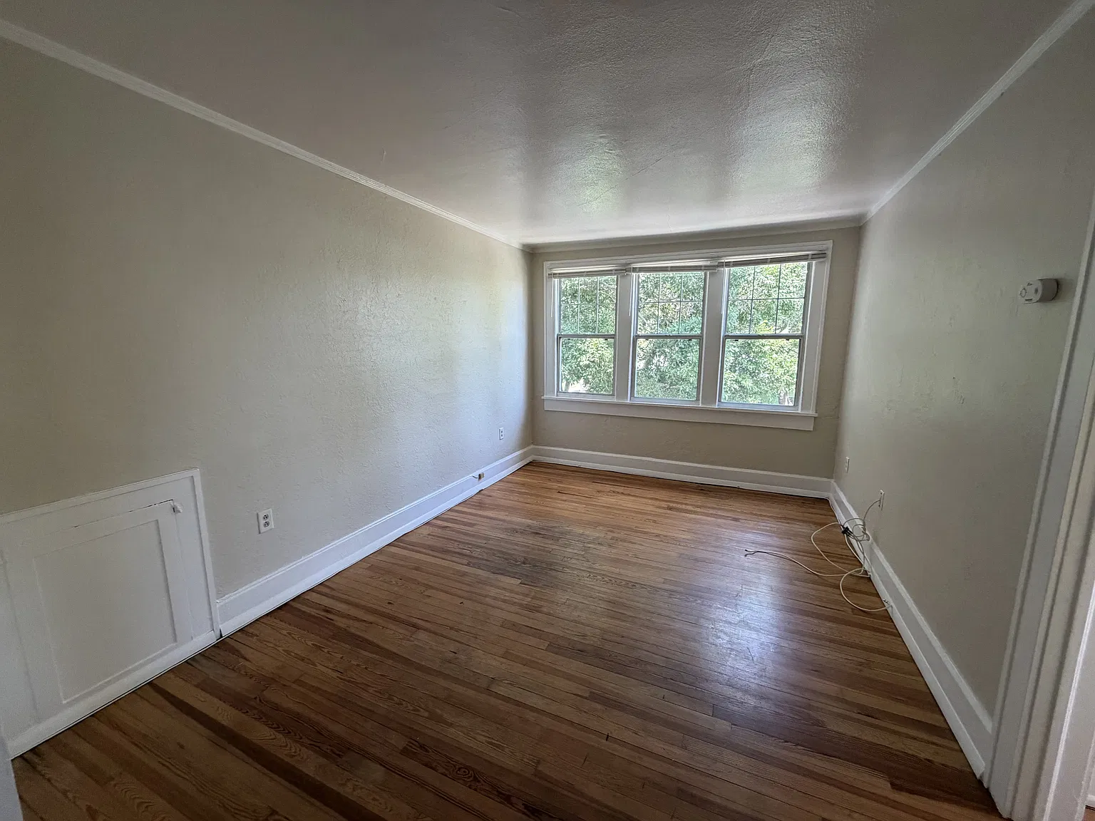 456 13th Ave NE Unit #8 — Photo 2
