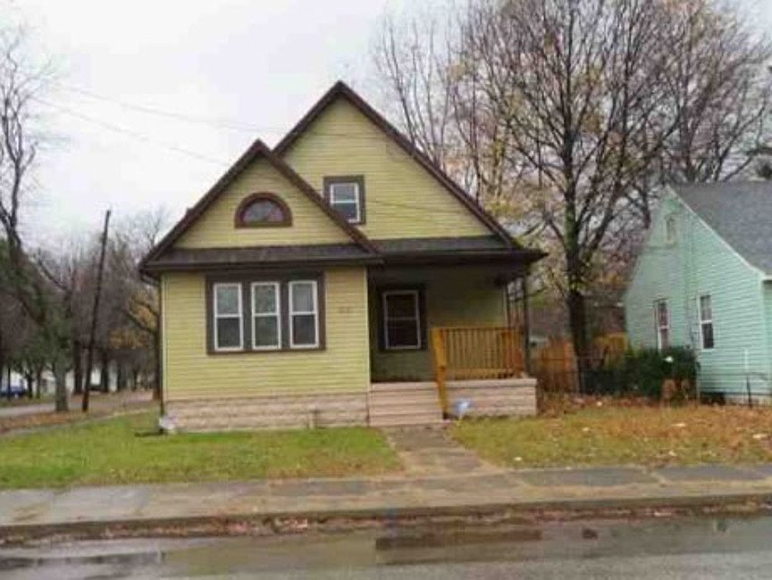 1st image of 2126 Downing Ave