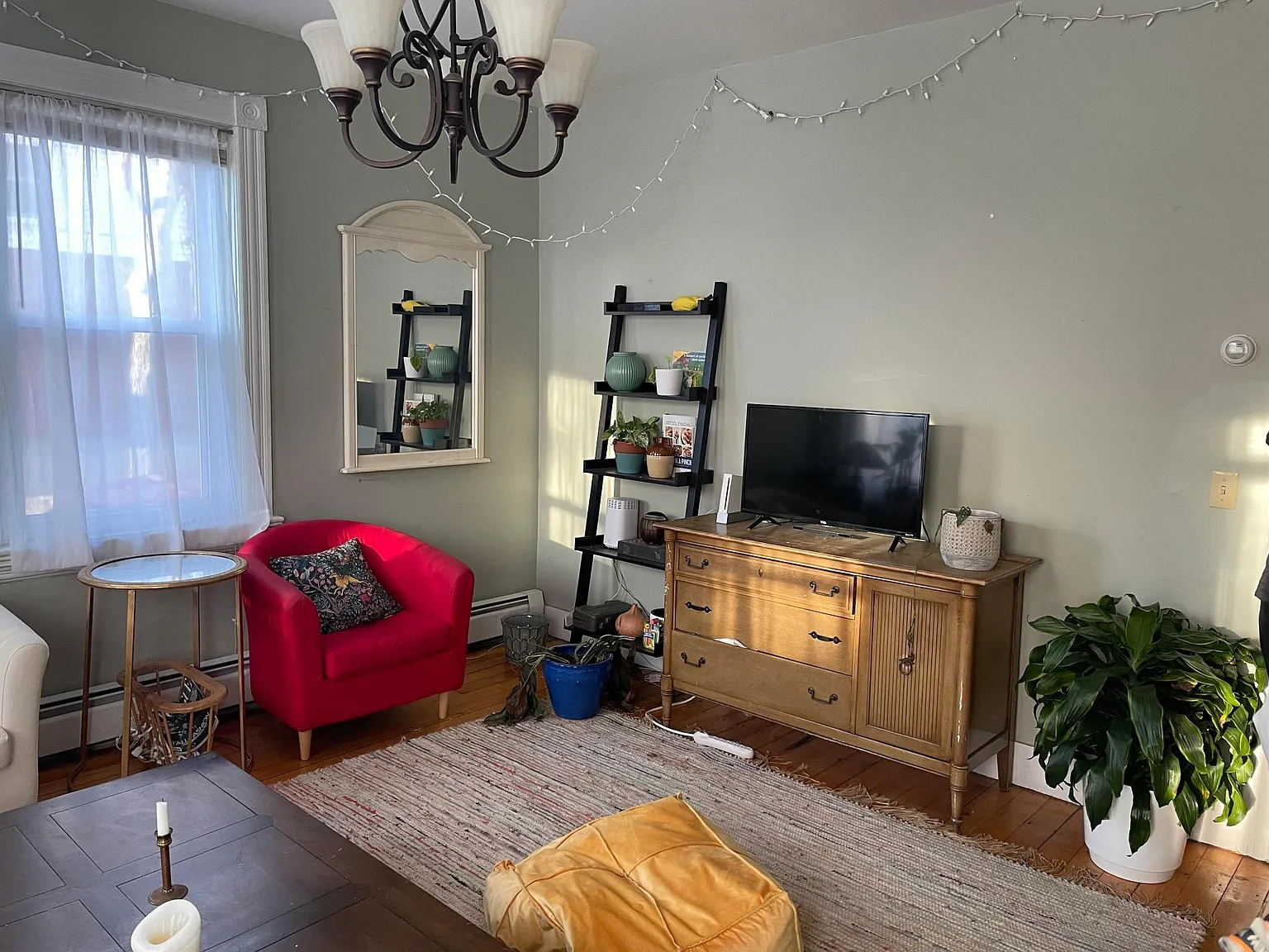 3 bed, 950 sqft, $2,850 — Photo 4