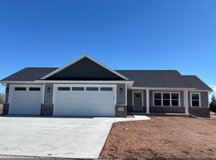 N8062 Pigeon Rd, Sherwood, WI 54169