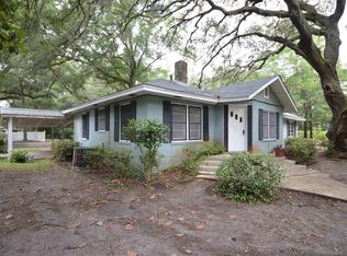 4425 Garcon Point Rd, Bagdad, FL 32583