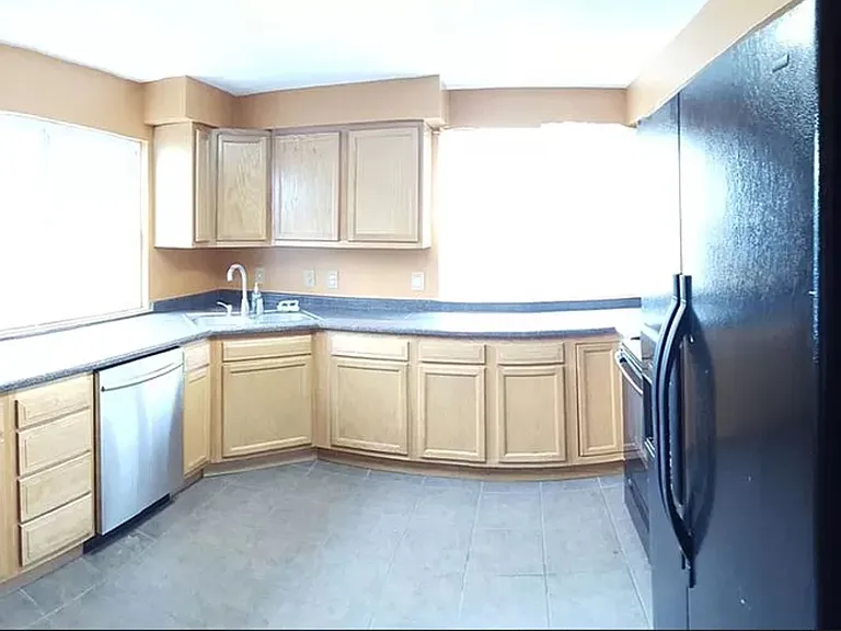 512 Wisconsin Ave — Photo 6