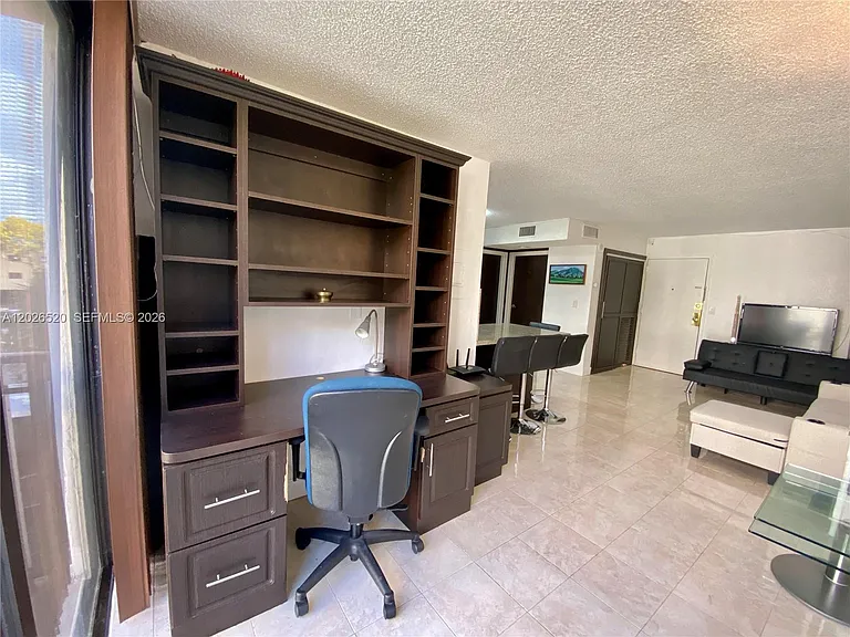 17011 N Bay Rd #304 — Photo 22