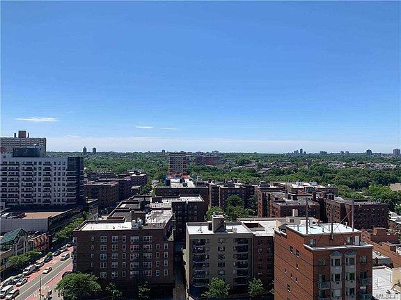 2nd image of 13338 Sanford Ave #17E