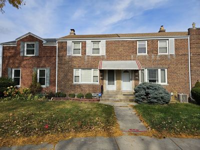 7224 W Balmoral Ave, Chicago, IL, 60656