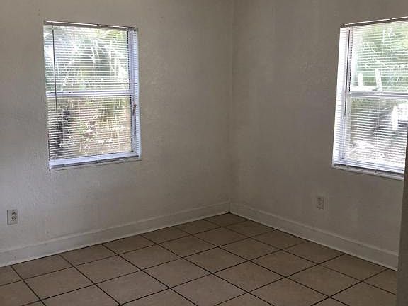 4th image of 6914 N 20th St