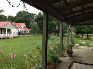 1955 Maxine Rd, Hodgenville, KY 42748