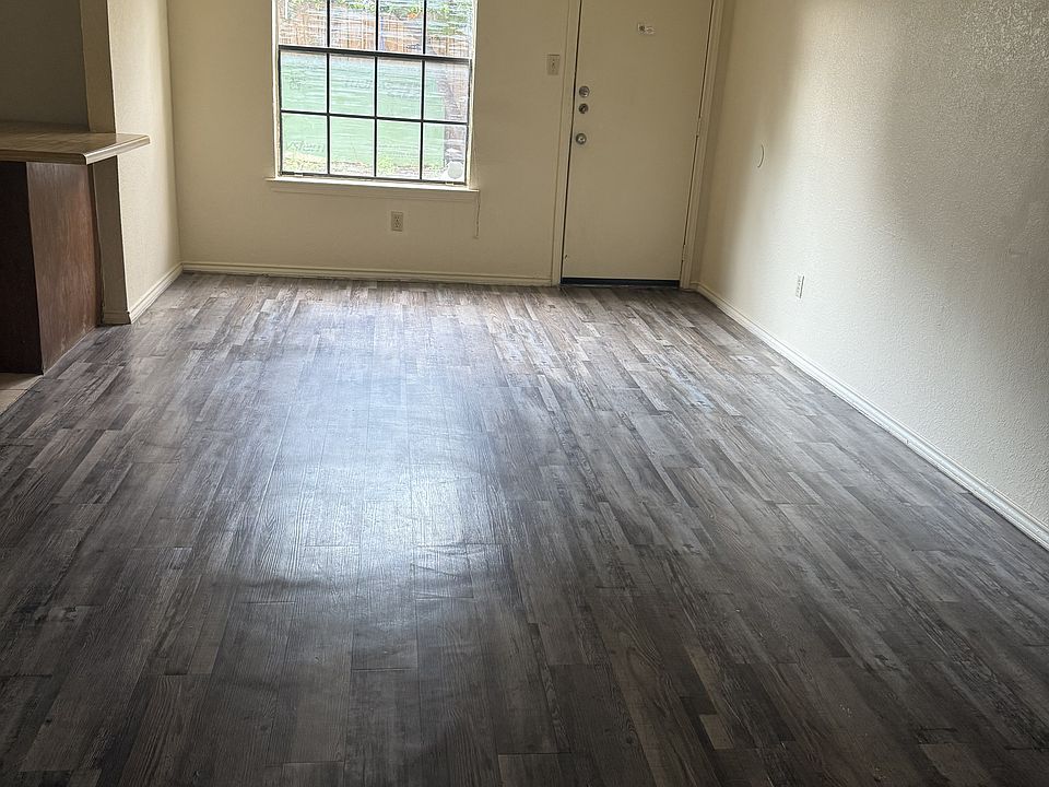 2nd image of 513 Falcon Dr