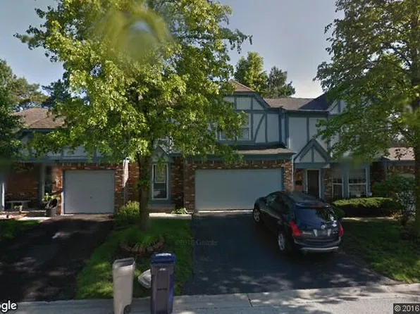 9114 Carlisle Ln, Orland Park, IL 60462