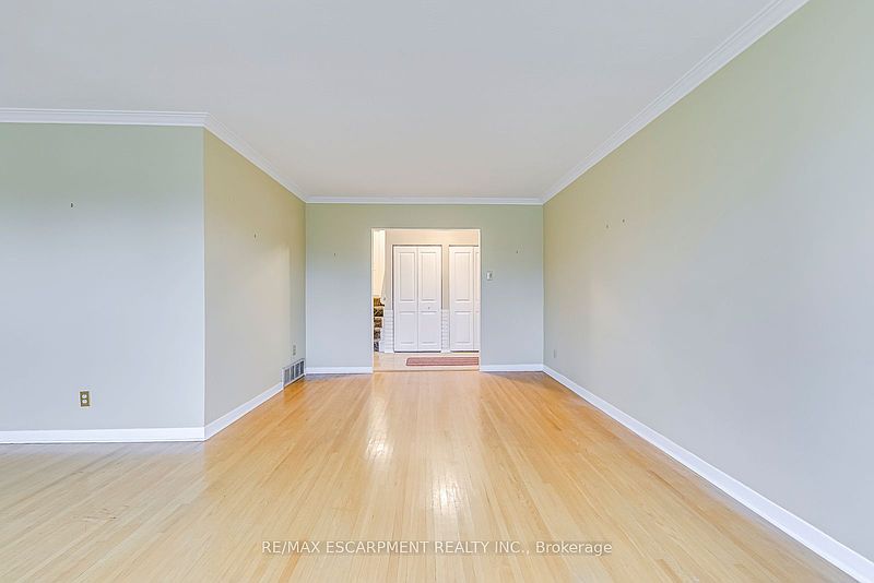 Burlington House for rent - 3 Bedrooms — photo 4