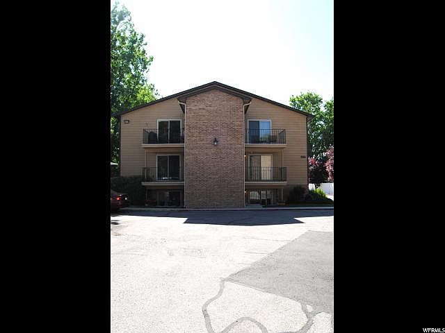 1st image of 856 E Cedar Pine Ct APT 30