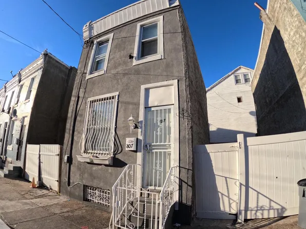 807 W Tioga St, Philadelphia, PA 19140