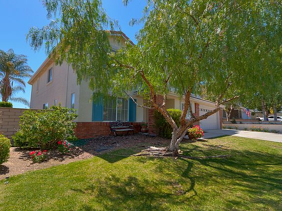 2nd image of 2549 Fairglen Pl