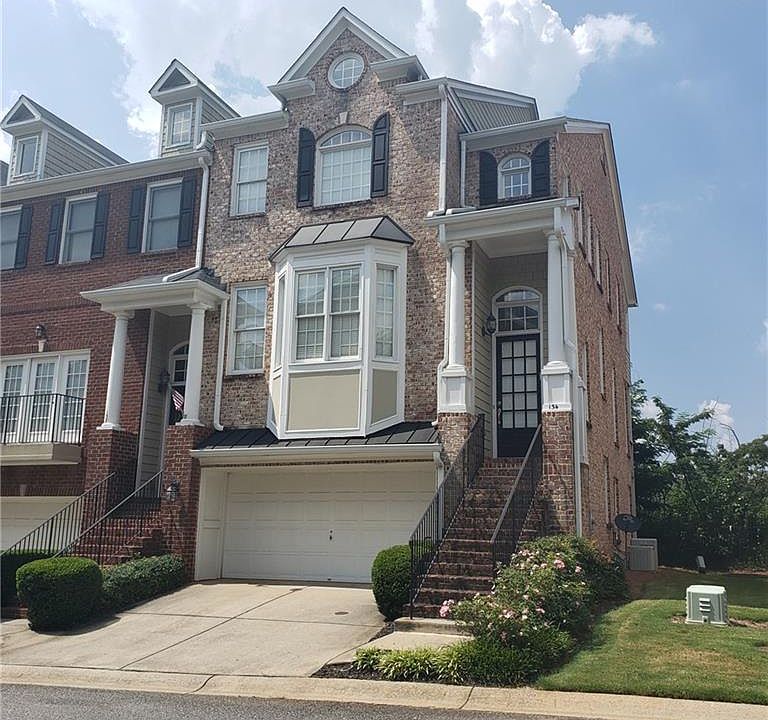 1st image of 134 McLaren Gates Dr