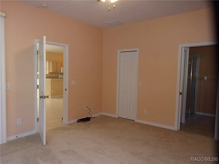 1933 W Shanelle Path — Photo 15