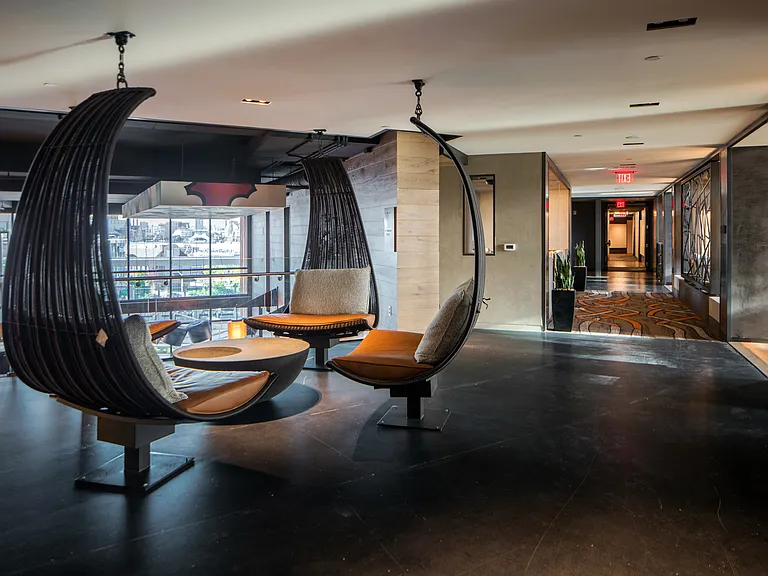 Anthem House — Photo 25