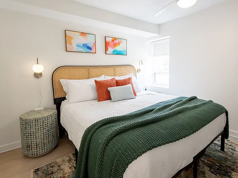 1700 N Manhattan Ave #305 — Photo 8