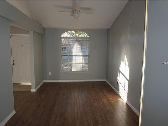 5th image of 801 Palm Forest Ln