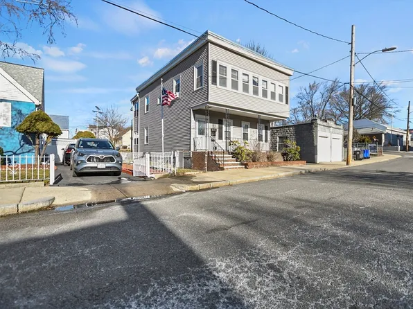 75 Palmer St, Chelsea, MA 02150