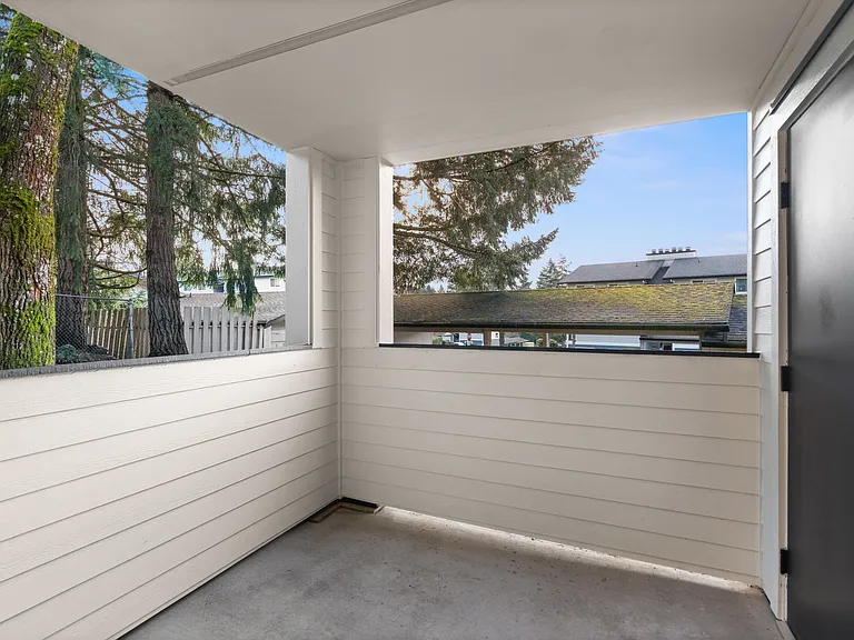 2 Bed 1 Bath - 845 Sq Ft 2 Bed 1 Bath - 845 Sq Ft