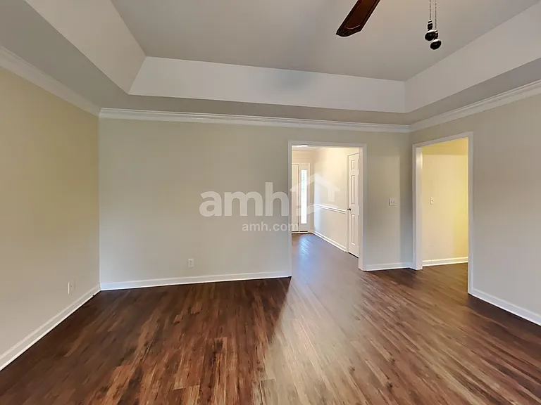 720 Haynes Dr — Photo 5