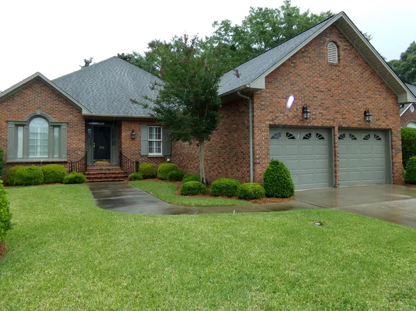 755 E Glouchester Dr, Sumter, SC 29150