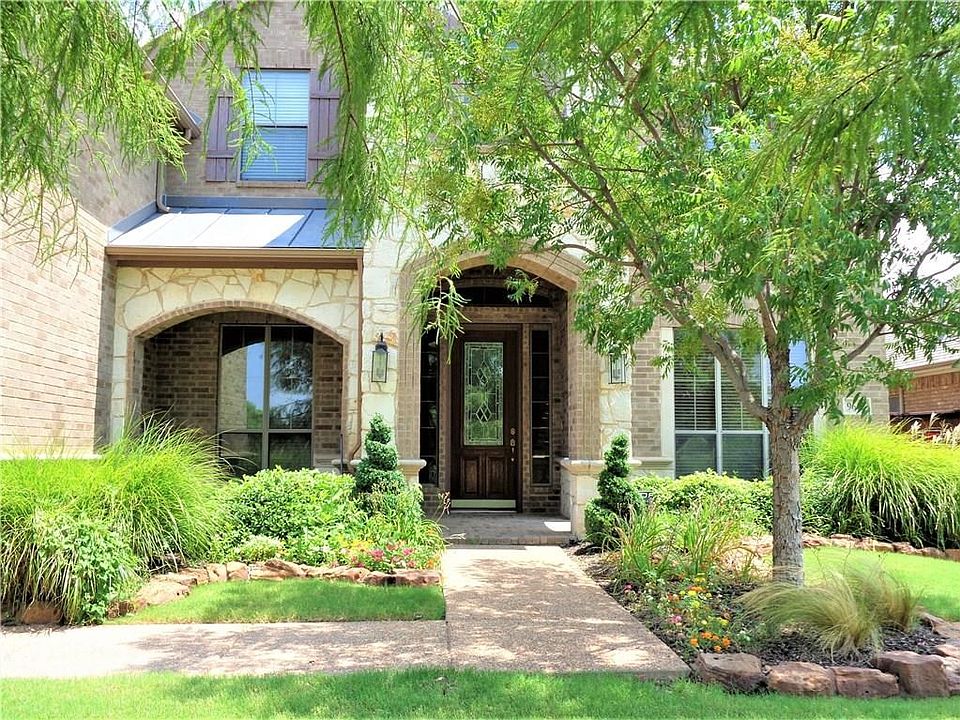 1st image of 9612 Barksdale Dr