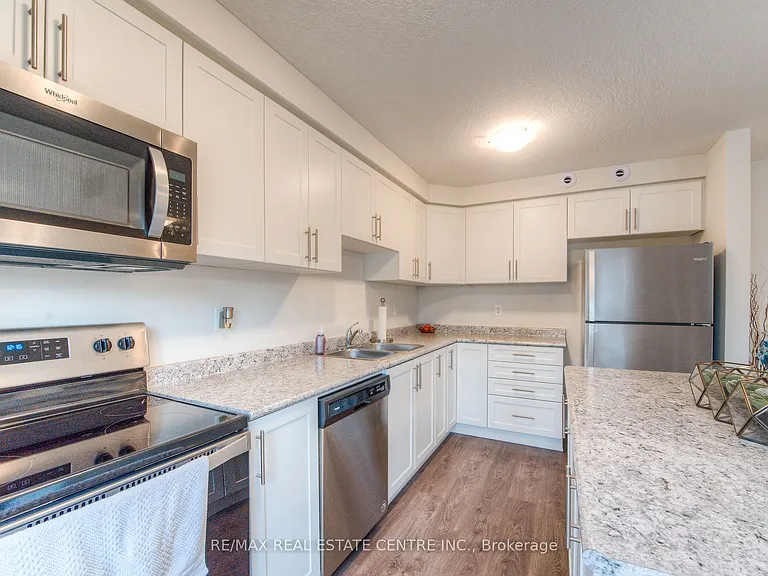 24 Morrison Rd #C7 — Photo 19